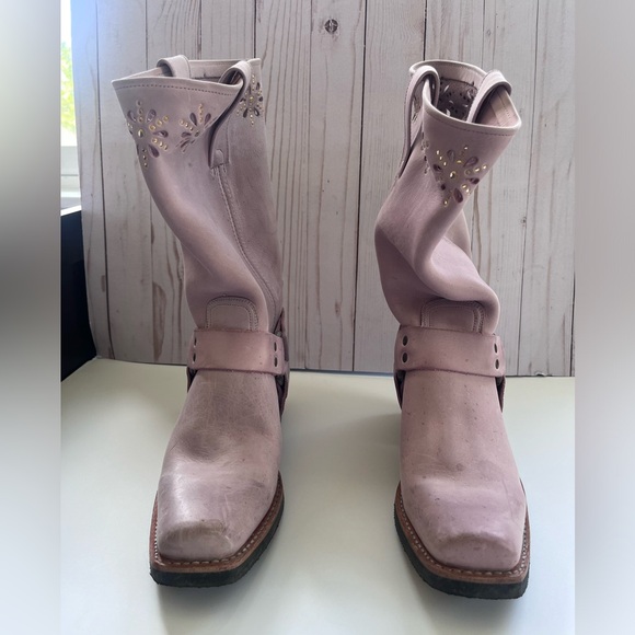 Frye Shoes - Pink Frye Leather Women's Boots Size 9.5